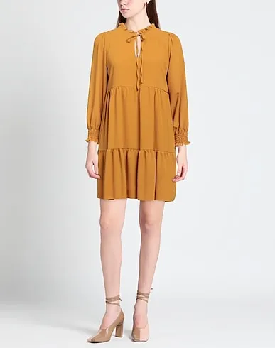 https://images.styletyx.com/images/camel-crepe-short-dress-boutique-de-la-femme-3323660_2.webp