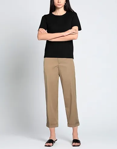 https://images.styletyx.com/images/camel-gabardine-casual-pants-closed-1006219440_2.webp