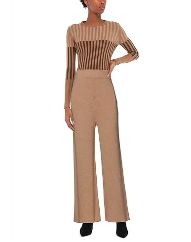 https://images.styletyx.com/images/camel-knitted-casual-pants-nocold-13900786_2.webp