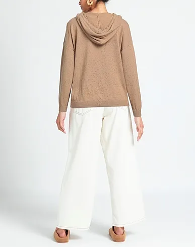 https://images.styletyx.com/images/camel-knitted-sweater-clips-13598611_3.webp