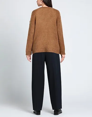 https://images.styletyx.com/images/camel-knitted-sweater-nocold-729169459_3.webp