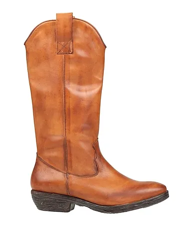 https://images.styletyx.com/images/camel-leather-boots-accademia-shoes-1907263343_1.webp