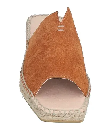https://images.styletyx.com/images/camel-leather-espadrilles-gaimo-13146257_4.webp