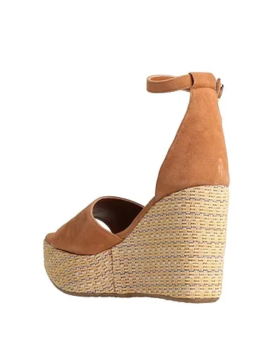 https://images.styletyx.com/images/camel-leather-espadrilles-studio-mode-710950659_3.webp