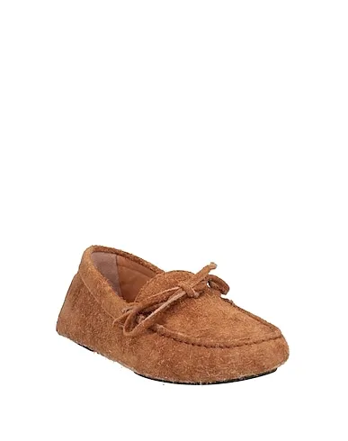 https://images.styletyx.com/images/camel-leather-loafers-boemos-13302806_2.webp