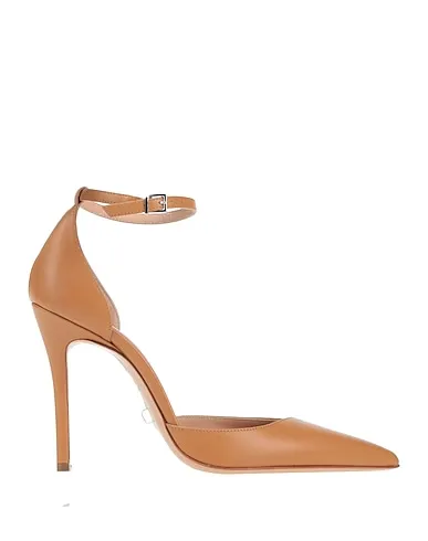 https://images.styletyx.com/images/camel-leather-pump-sergio-levantesi-13195207_1.webp