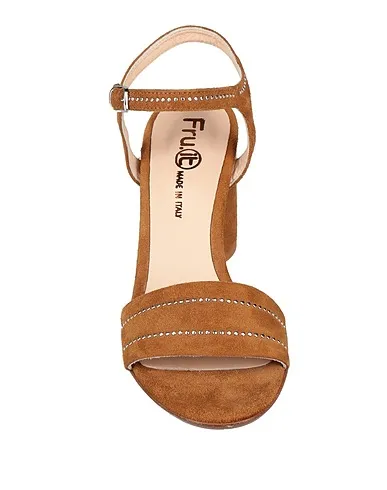 https://images.styletyx.com/images/camel-leather-sandals-fru-it-3261247_4.webp
