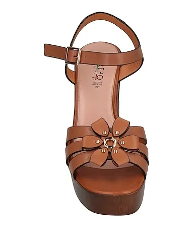https://images.styletyx.com/images/camel-leather-sandals-phil-gatier-by-repo-13230003_4.webp