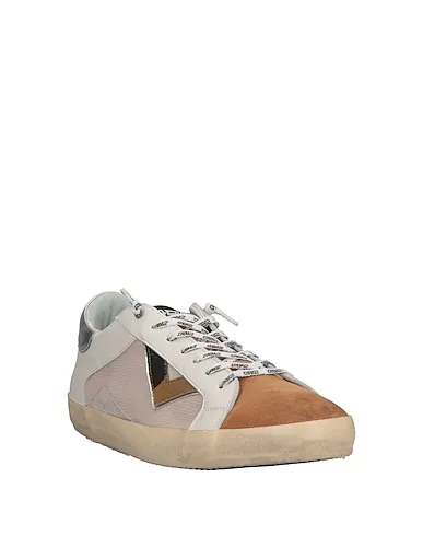 https://images.styletyx.com/images/camel-leather-sneakers-4b12-13226080_2.webp