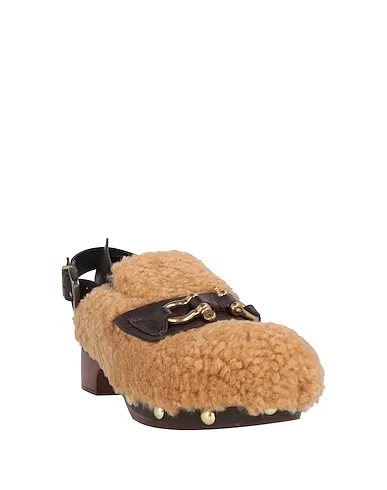 https://images.styletyx.com/images/camel-mules-and-clogs-paola-d-arcano-1906788538_2.webp