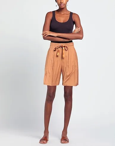 https://images.styletyx.com/images/camel-plain-weave-shorts-bermuda-rue-8isquit-13107573_2.webp