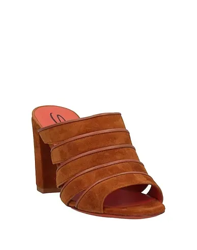 https://images.styletyx.com/images/camel-sandals-santoni-13026038_2.webp