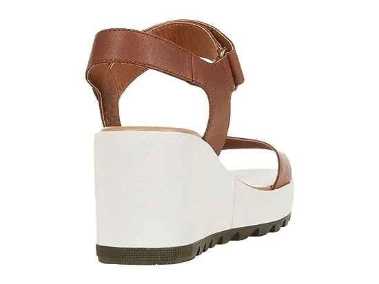 https://images.styletyx.com/images/camerontm-wedge-sandal-sorel-2003454_5.webp