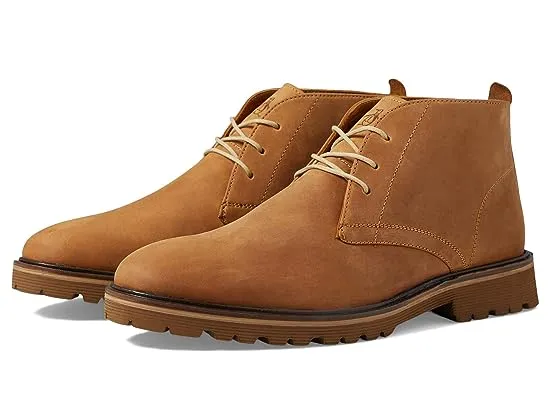 https://images.styletyx.com/images/canal-chukka-original-penguin-13565350_1.webp