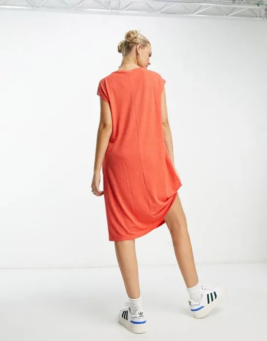 https://images.styletyx.com/images/cap-sleeve-midi-dress-in-spicy-orange-fire-glory-13273614_2.webp
