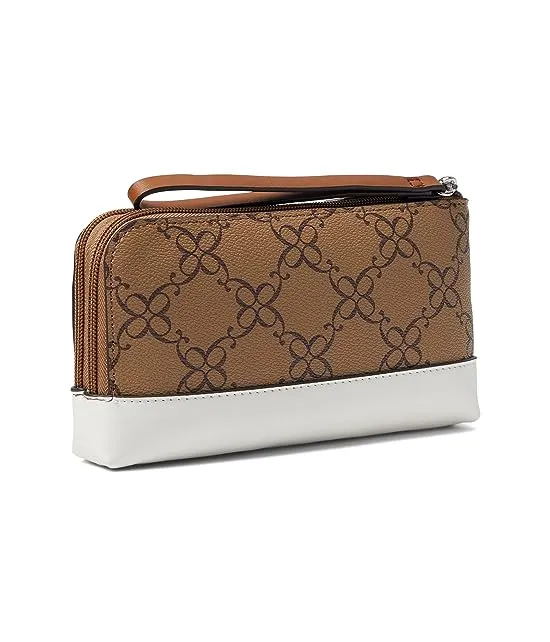 https://images.styletyx.com/images/cedar-slg-double-zip-wristlet-nine-west-13383110_2.webp
