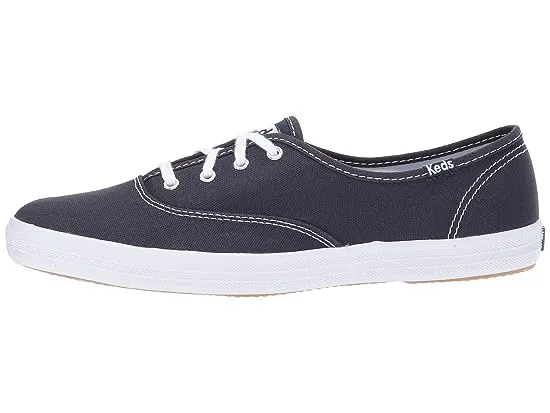 https://images.styletyx.com/images/champion-canvas-cvo-keds-2011499_4.webp