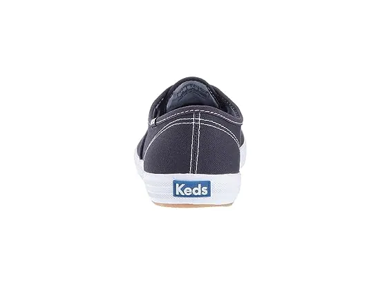 https://images.styletyx.com/images/champion-canvas-cvo-keds-2011499_5.webp
