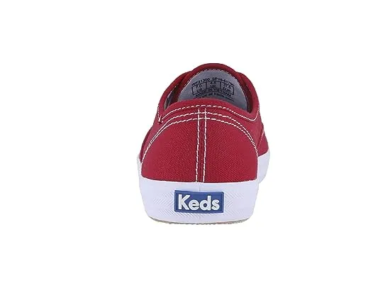 https://images.styletyx.com/images/champion-canvas-cvo-keds-2011512_5.webp