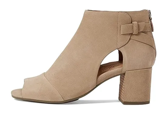 https://images.styletyx.com/images/charlene-shootie-gentle-souls-by-kenneth-cole-13307831_4.webp