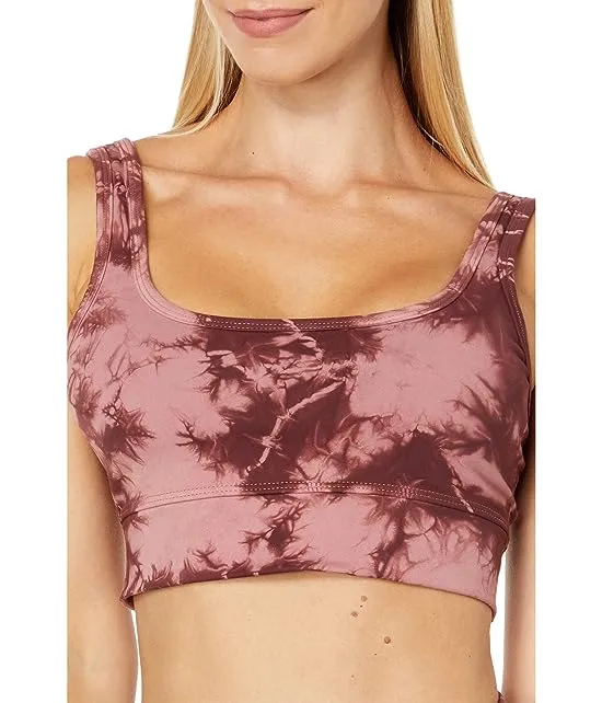 https://images.styletyx.com/images/christie-bra-electric-rose-12966575_3.webp