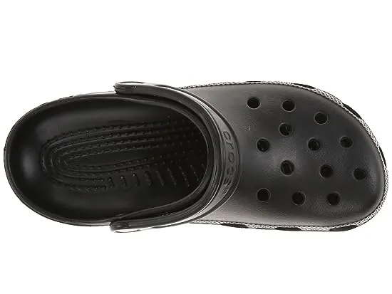 https://images.styletyx.com/images/classic-clog-crocs-1881857_2.webp