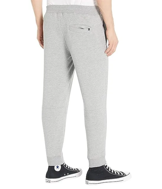 https://images.styletyx.com/images/cloud-pants-2-0-travismathew-13655933_2.webp