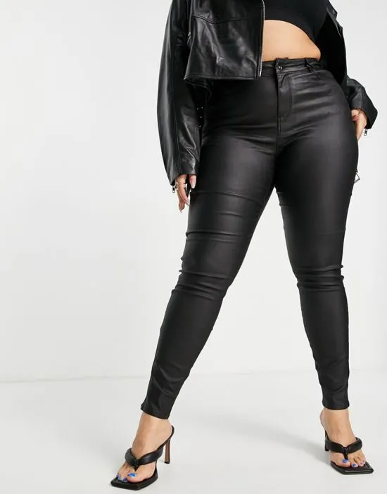 https://images.styletyx.com/images/coated-skinny-jeans-in-black-vero-moda-curve-1783069_4.webp