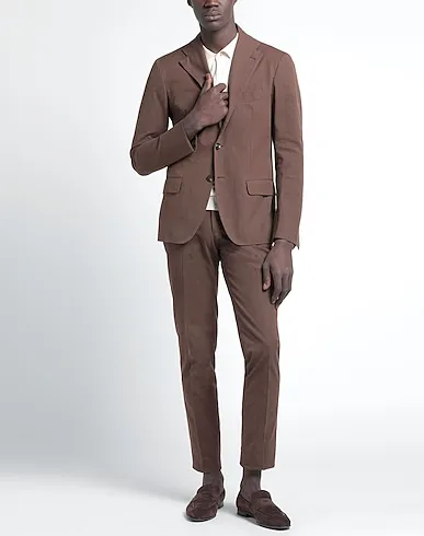 https://images.styletyx.com/images/cocoa-cotton-twill-suits-sartorio-614643123_2.webp