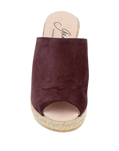 https://images.styletyx.com/images/cocoa-espadrilles-gaimo-1354370_4.webp