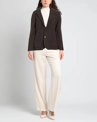 https://images.styletyx.com/images/cocoa-knitted-blazer-heritage-1005981642_2.webp