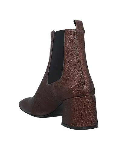 https://images.styletyx.com/images/cocoa-leather-ankle-boot-18-kt-2492677_3.webp