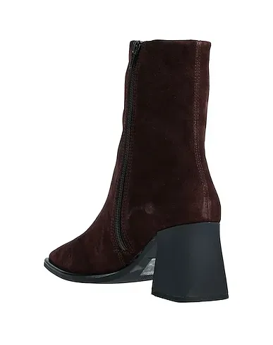 https://images.styletyx.com/images/cocoa-leather-ankle-boot-vagabond-shoemakers-3062559_3.webp
