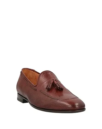 https://images.styletyx.com/images/cocoa-leather-loafers-eleventy-3160676_2.webp