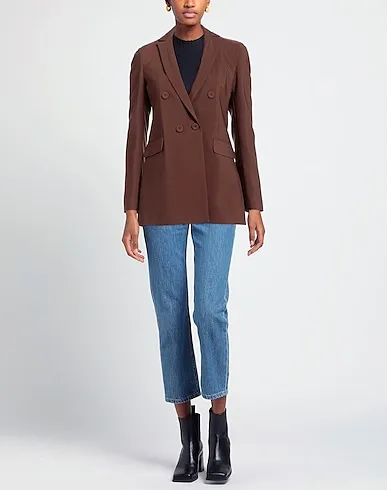 https://images.styletyx.com/images/cocoa-plain-weave-blazer-berna-2657718_2.webp