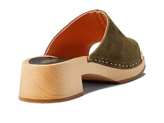 https://images.styletyx.com/images/combo-clog-swedish-hasbeens-2164118_5.webp