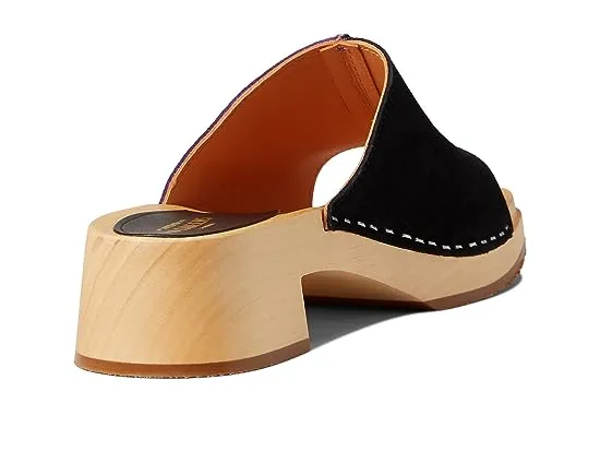 https://images.styletyx.com/images/combo-clog-swedish-hasbeens-2550939_5.webp