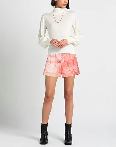 https://images.styletyx.com/images/coral-crepe-shorts-bermuda-alexander-mcqueen-12918955_2.webp