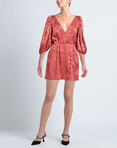 https://images.styletyx.com/images/coral-jacquard-short-dress-just-cavalli-13123797_2.webp