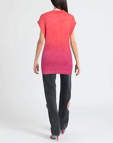 https://images.styletyx.com/images/coral-knitted-now-1749494408_3.webp
