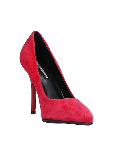 https://images.styletyx.com/images/coral-leather-pump-luciano-barachini-2312355_2.webp