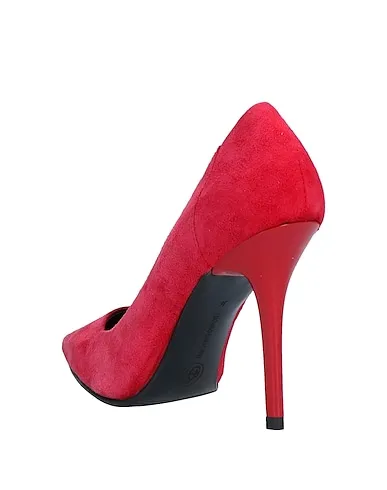https://images.styletyx.com/images/coral-leather-pump-luciano-barachini-2312355_3.webp