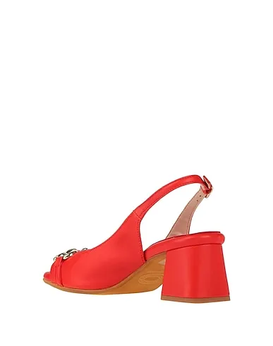 https://images.styletyx.com/images/coral-leather-sandals-loretta-pettinari-12920416_3.webp
