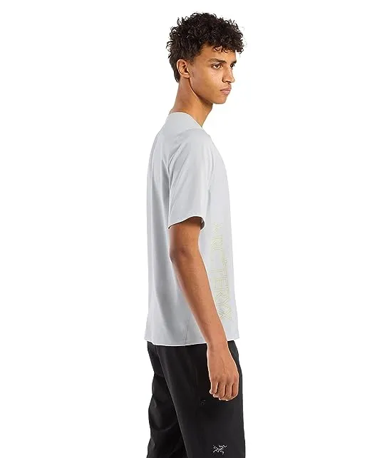 https://images.styletyx.com/images/cormac-downword-short-sleeve-arcteryx-13320728_5.webp