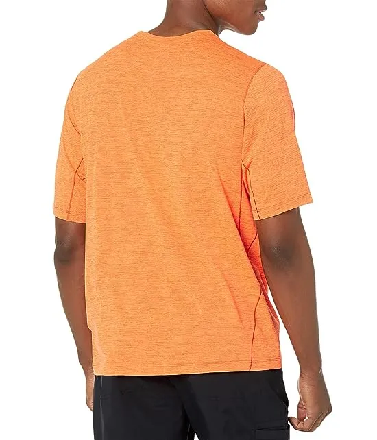 https://images.styletyx.com/images/cormac-logo-short-sleeve-arcteryx-13182380_2.webp