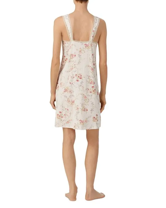 https://images.styletyx.com/images/cotton-lace-trim-chemise-ralph-lauren-1906198882_3.webp