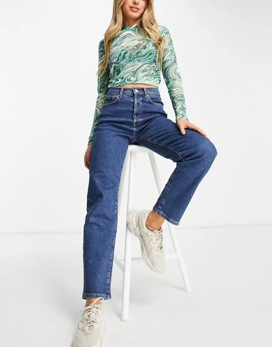 https://images.styletyx.com/images/cotton-straight-leg-jean-in-mid-blue-mblue-na-kd-2963217_4.webp