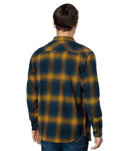 https://images.styletyx.com/images/count-flannel-shirt-rip-curl-13387946_2.webp