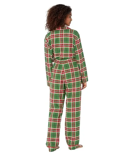 https://images.styletyx.com/images/country-christmas-plaid-flannel-pajama-set-little-blue-house-by-hatley-2637914_3.webp