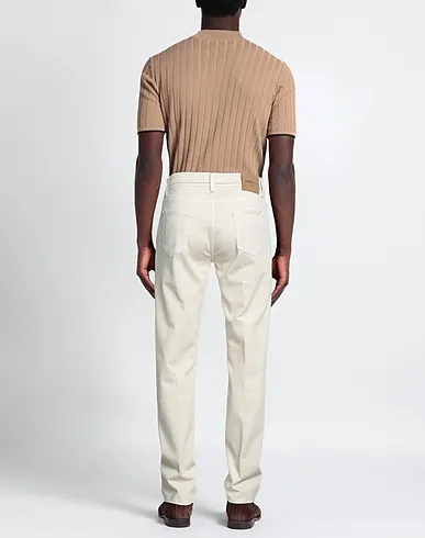 https://images.styletyx.com/images/cream-cotton-twill-casual-pants-luigi-borrelli-napoli-729219642_3.webp